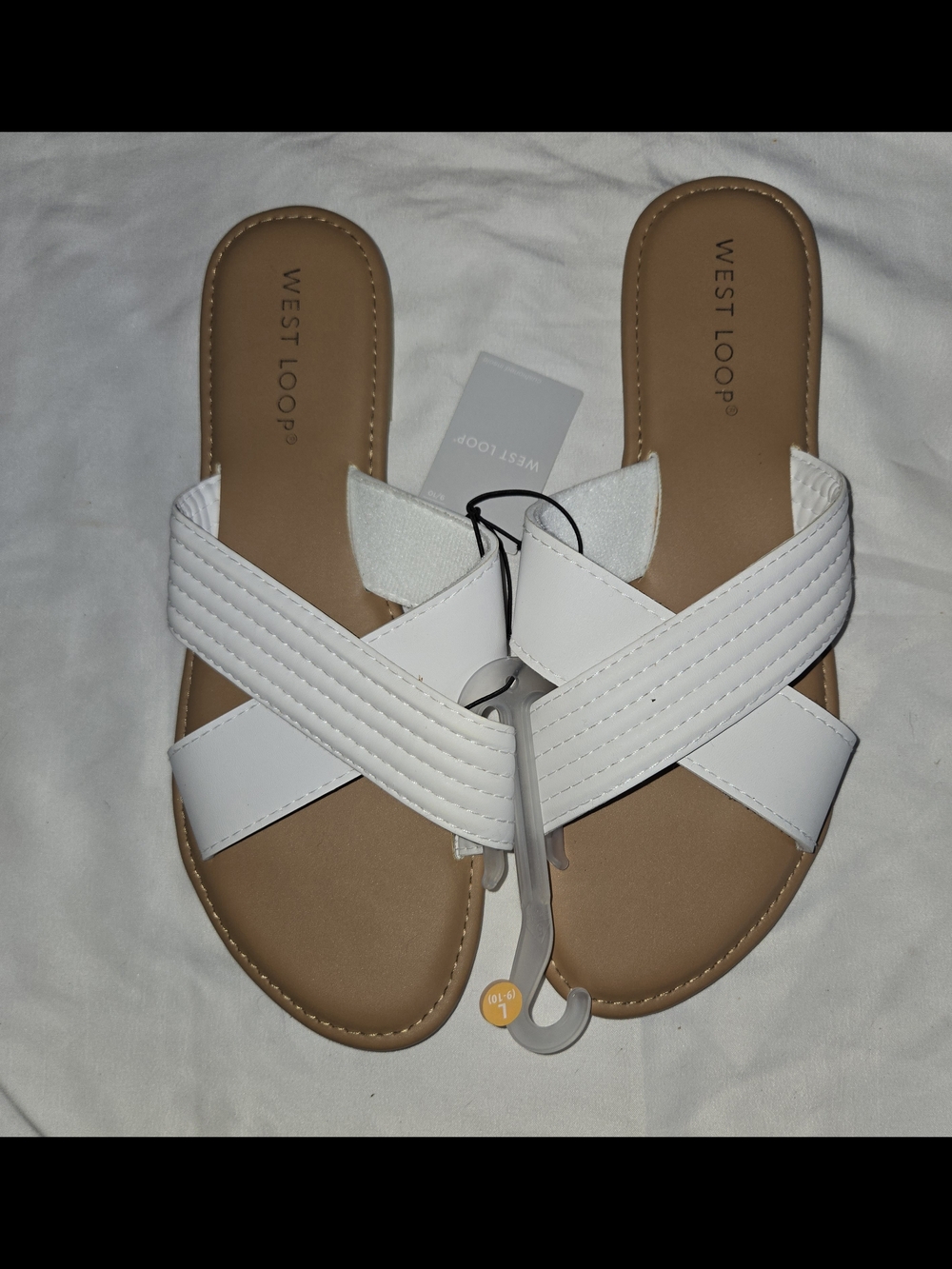 West Loop White Crisscross Slide Sandals with Tan Footbed SZ L 9/10